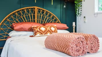 1 habitación, wifi y ropa de cama