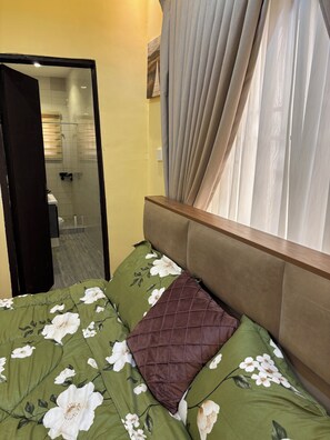 Room - Beautiful 2-bedroom terrace with AC and fan in all rooms in a gated community. (Amrahia)