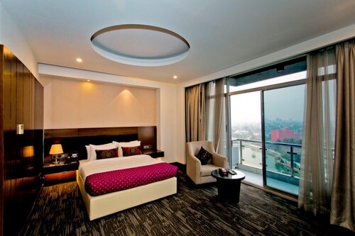 Crown Comfortia Hotel Jashore
