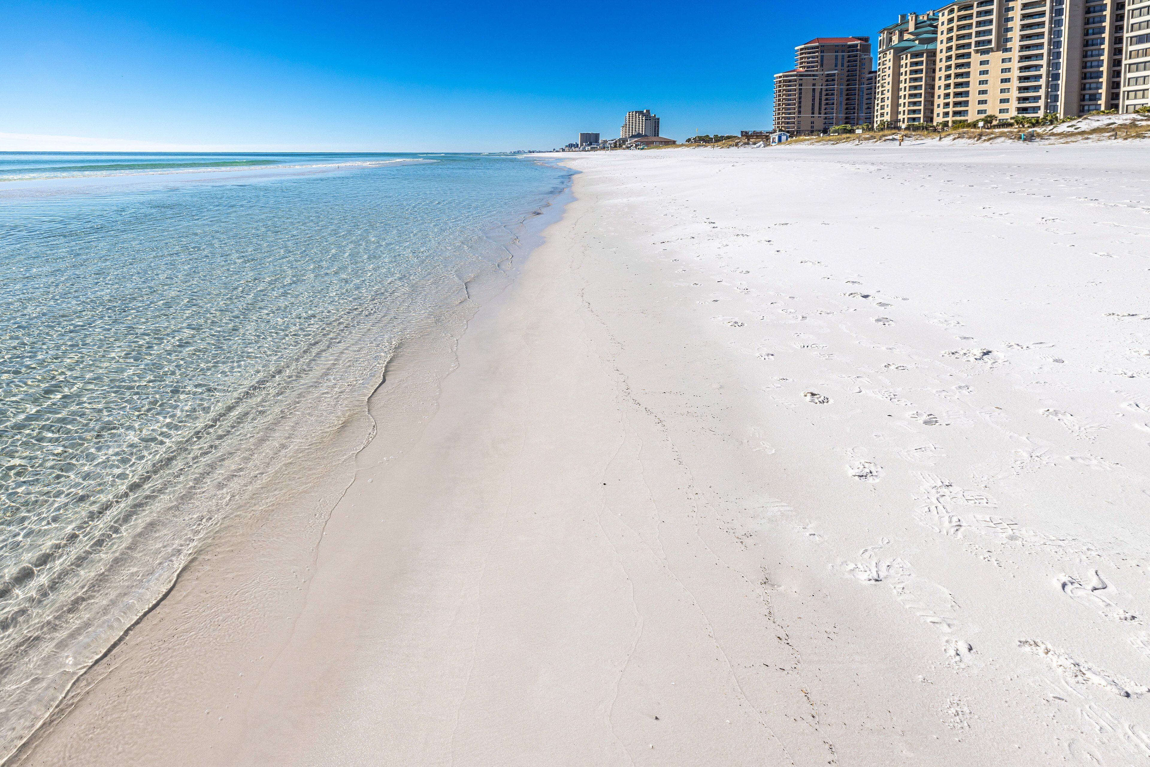 House, 3 Bedrooms | Beach