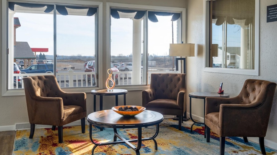 Coratel Inn & Suites by Jasper Owatonna