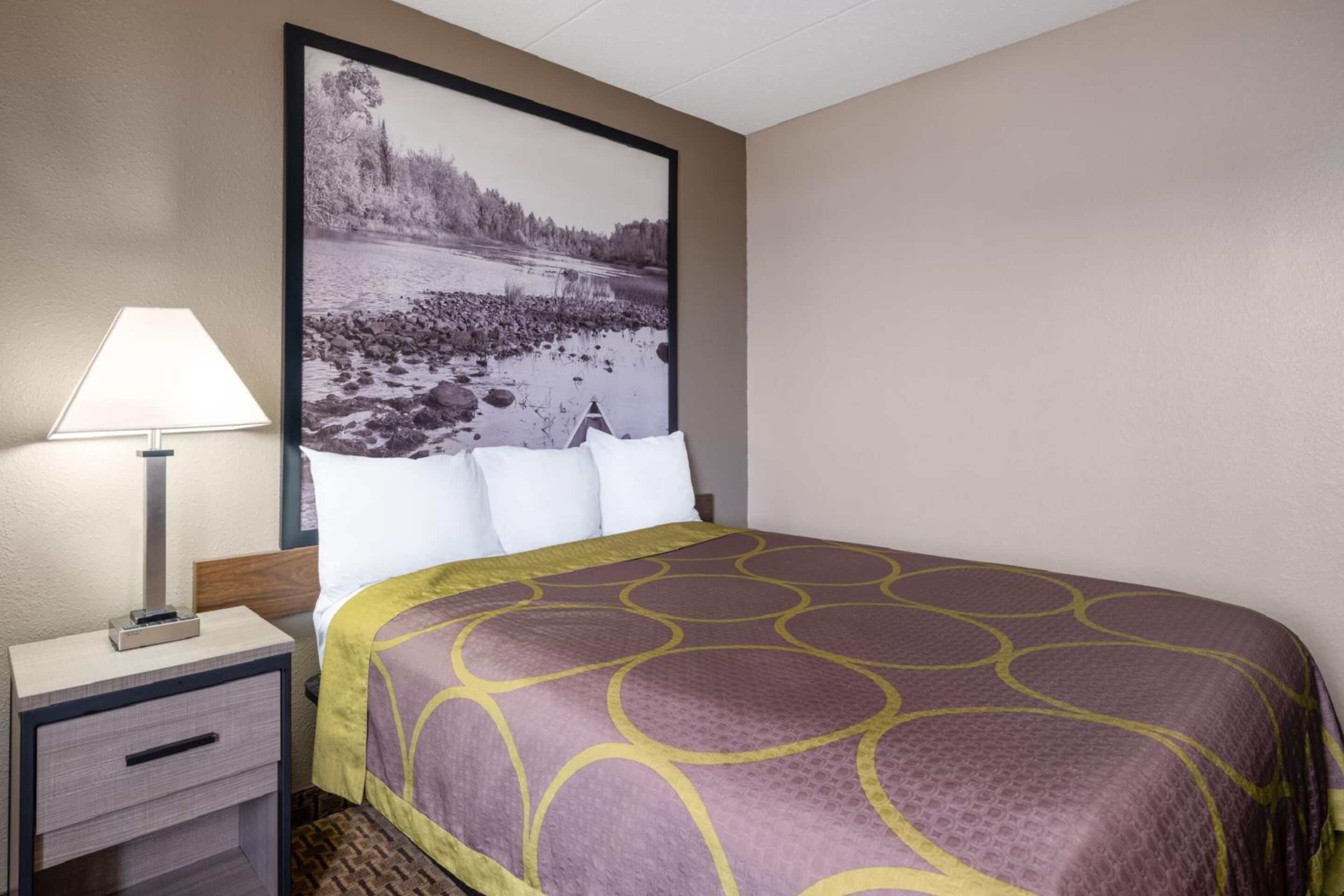 Standaard kamer, 1 queensize bed, niet-roken | Beddengoed