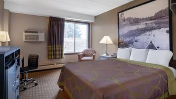 Deluxe Room, 1 Queen Bed, Non Smoking