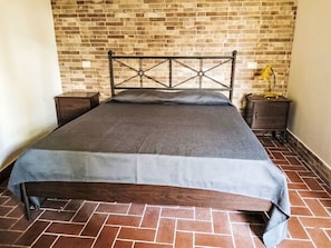 旅行用ベビーベッド、WiFi (無料)