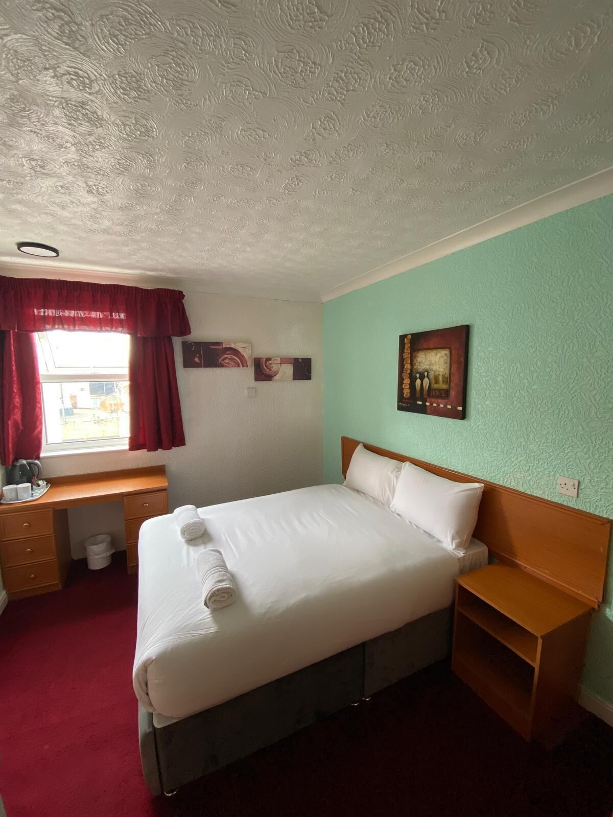 Standard Double Room | Desk, free WiFi