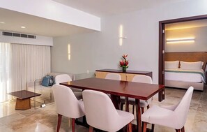 Dining - Royal Sunset Resort on the Beach! (Cancún)