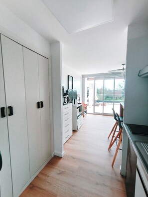 Interior - QUAI POP 22, seafront apartment. Nice terrace area. (Arzon)