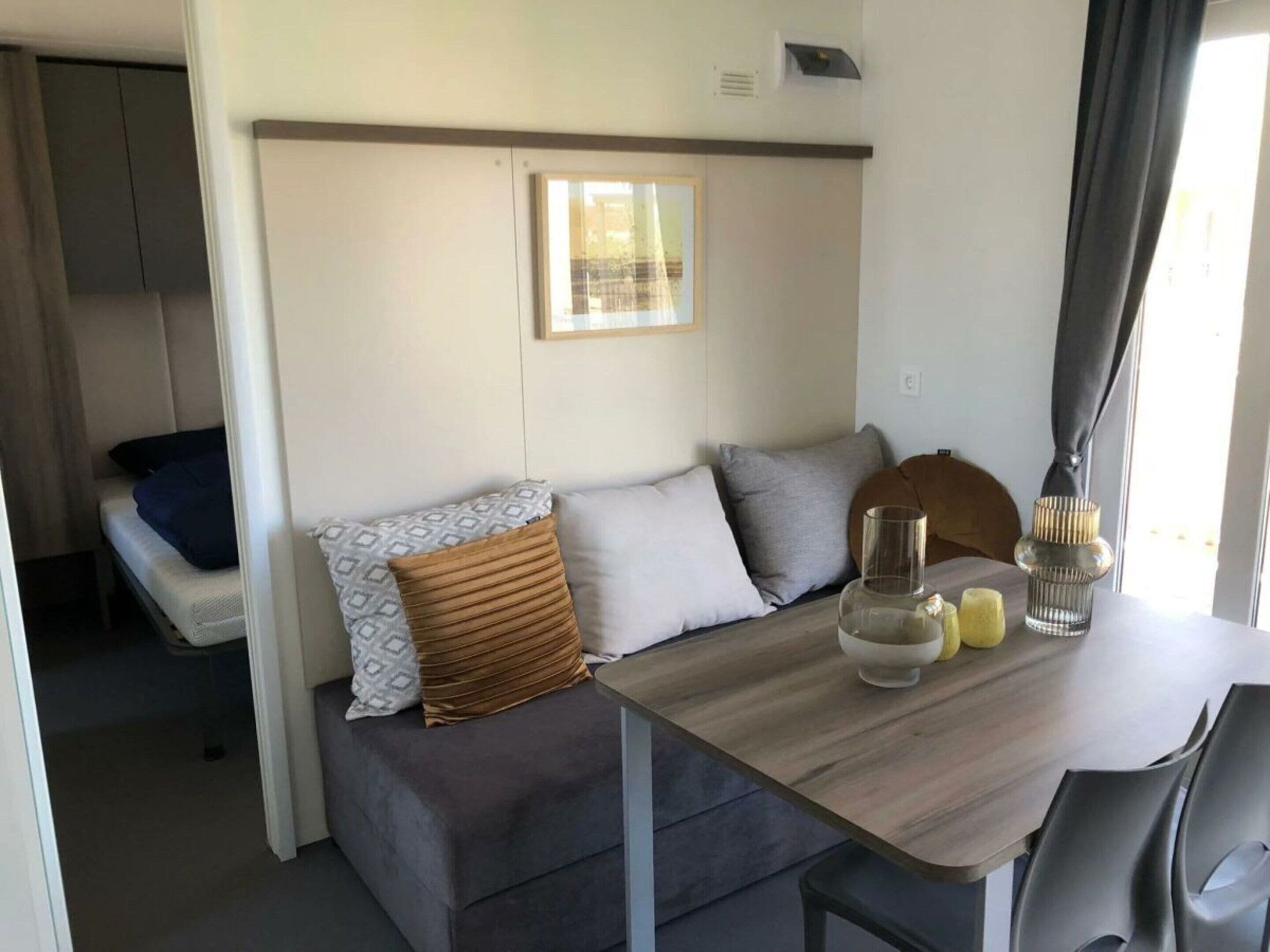 3 bedrooms, individually furnished
