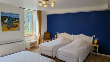 1 Schlafzimmer, Schreibtisch, Reisekinderbett, kostenloses WLAN