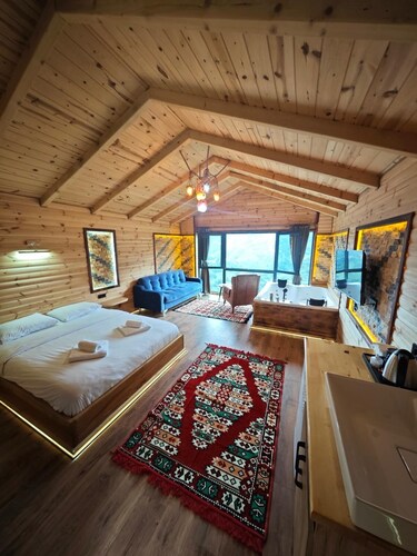 Laze Bungalov