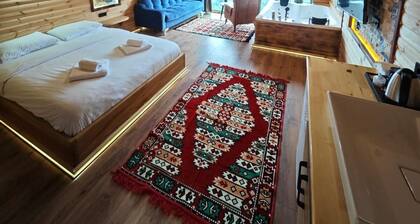 Laze Bungalov