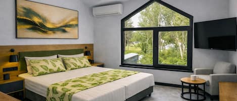 Economy-Doppelzimmer | Schreibtisch, Verdunkelungsvorhänge, Bügeleisen/Bügelbrett