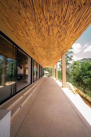 Exterior detail - The 180 villa (Galle)