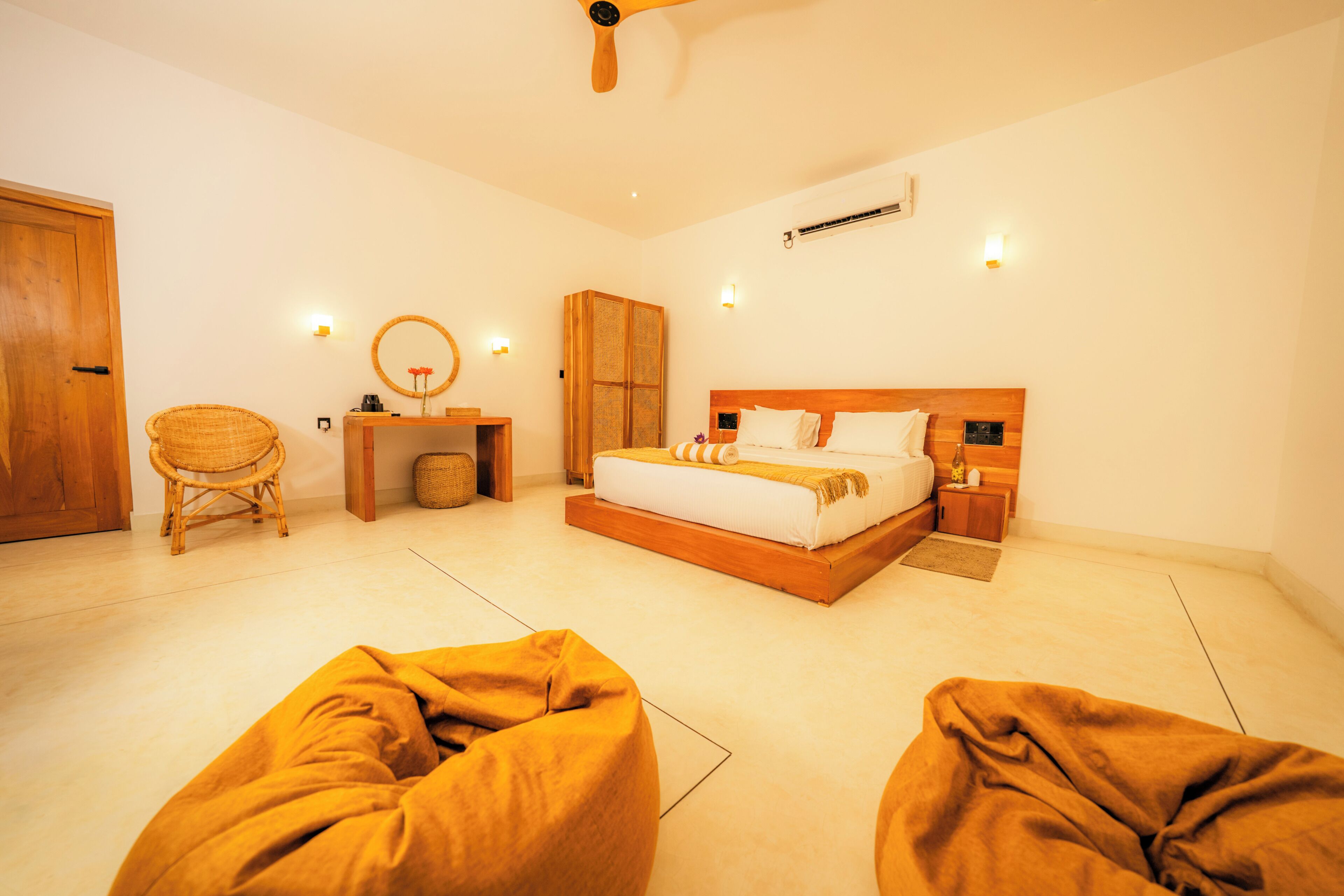 Deluxe Double Room | Desk, laptop workspace, free WiFi