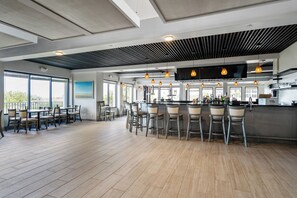 Bar (in der Unterkunft)