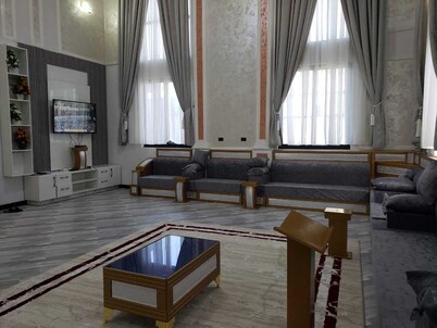 OROMIA LUXURY VILLA
Excellent 5-bedrooms in pleasant Shashemene for your stay