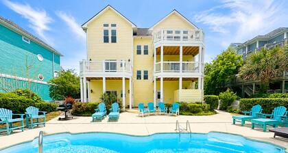 BAMA BREEZE 6-bedroom house with pool and elevator on Emerald Isle