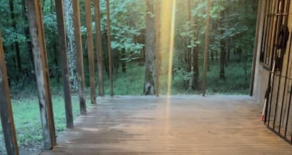 Cozy 2-bedroom cabin in welcoming Dierks with AC on Dierks Lake Blue Ridge