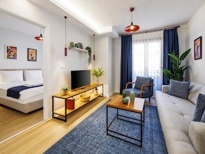 Living area - Charming 2 Bedroom Apartment At Monnas Suite (Istanbul)