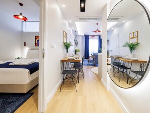 2 bedrooms, iron/ironing board, free WiFi, bed sheets - Charming 2 Bedroom Apartment At Monnas Suite (Istanbul)