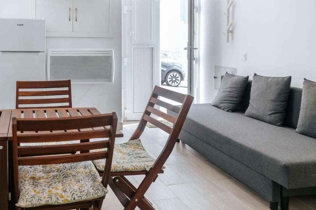 Classic Apartment | Living area