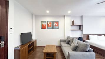 Studio, City View | Interior