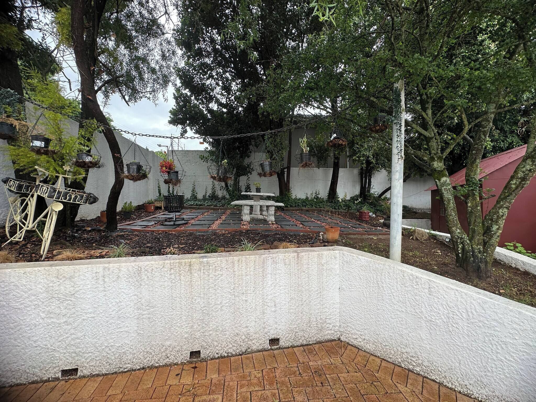 Casa, 1 quarto | Jardim
