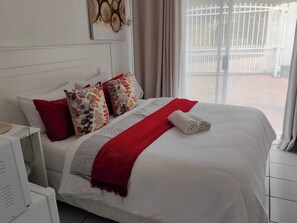 House, 1 Bedroom | 1 bedroom - Cosy En-suite Studio (Johannesburg)