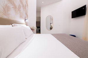 In-room safe, blackout drapes, iron/ironing board, free WiFi - NAPOLI TIME TOLEDO (Napoli)