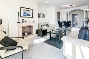 Apartment (2 Bedrooms) | Innenbereich