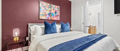 2 bedrooms, iron/ironing board, travel cot, WiFi