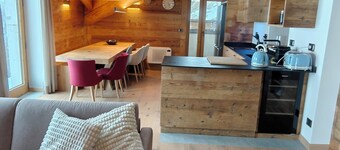 Villa Les Clochards - luxury Ski-in/out Matterhorn view 6 apartments 4-40 people