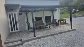 House (Holiday Home with Terrace) | Terrace/patio