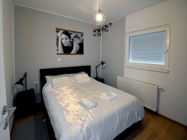 House (Holiday Home with Terrace) | 2 bedrooms, cribs/infant beds