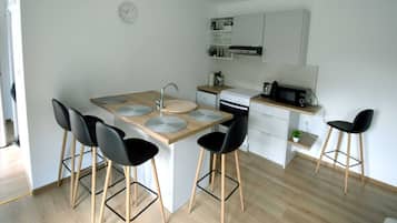 House (Holiday Home with Terrace) | Private kitchen