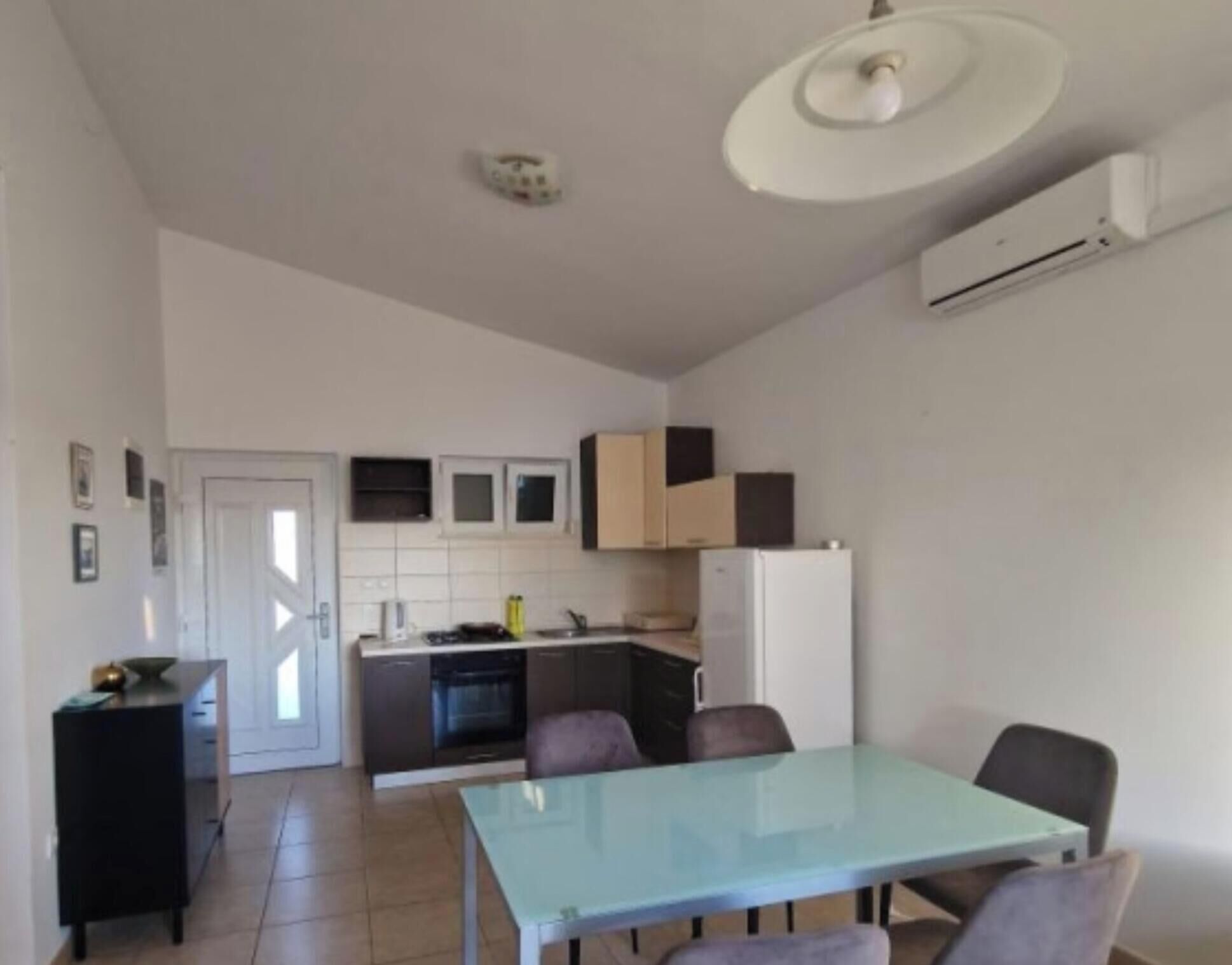 Departamento (Two bedroom apartment with balcony (f) | Cocina privada | Refrigerador 