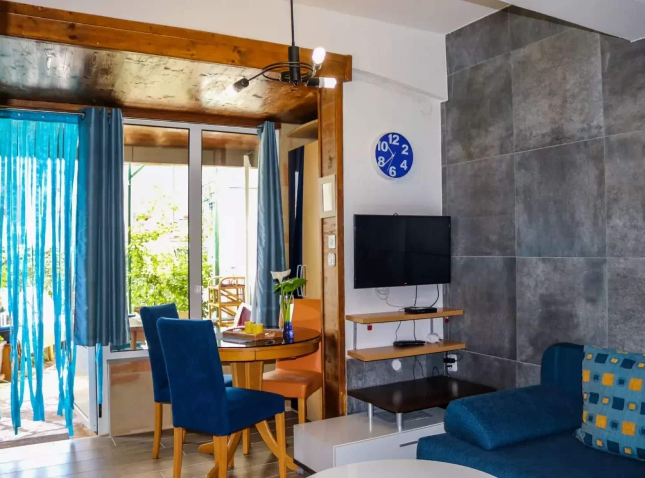 Apartment (one bedroom apartment Lidija) | Dining room