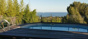 Typical, fully-equipped chalet on secure property with Mediterranean sea view.