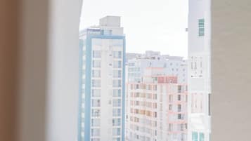 Appartement Junior, vue sur la ville | Intérieur