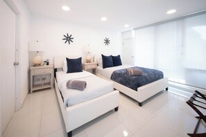 Junior Apartment, City View | Free WiFi - Da Vinci Suites (San Juan)