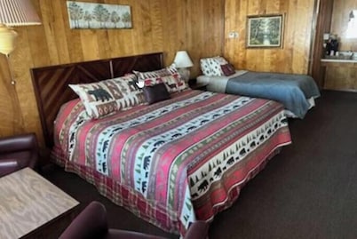 Bambi Motel