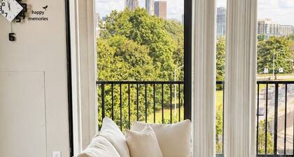 Cozy 1-bedroom apartment 5 min from Benz Stadium in heart of Atlanta