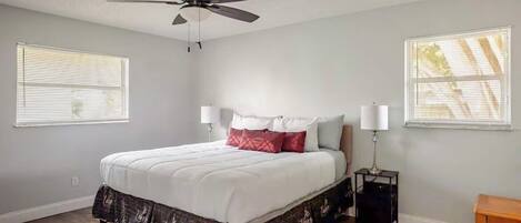 3 bedrooms, iron/ironing board, WiFi