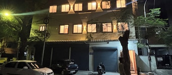 Value stay -Compact 1BHK Apartment-Airport- City centre-IT Park