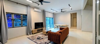 ANS Homestay Corner Lot Shah Alam City Centre