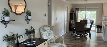 A Record Place to Stay! -- 2 Bedroom, 2 Bath home in the Heart of Hill Country!