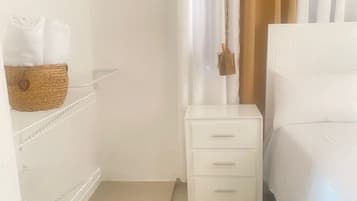 1 bedroom, Internet, bed sheets