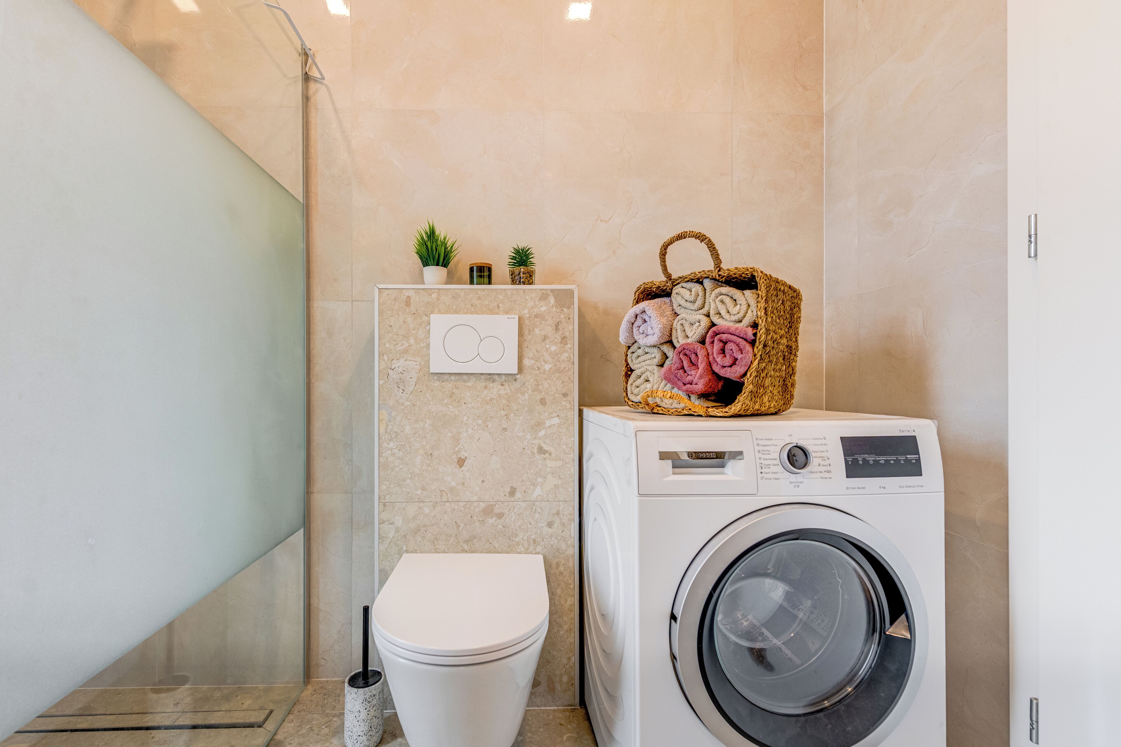 Luxury Villa, Pool View | Bathroom | Free toiletries, soap, shampoo, toilet paper
