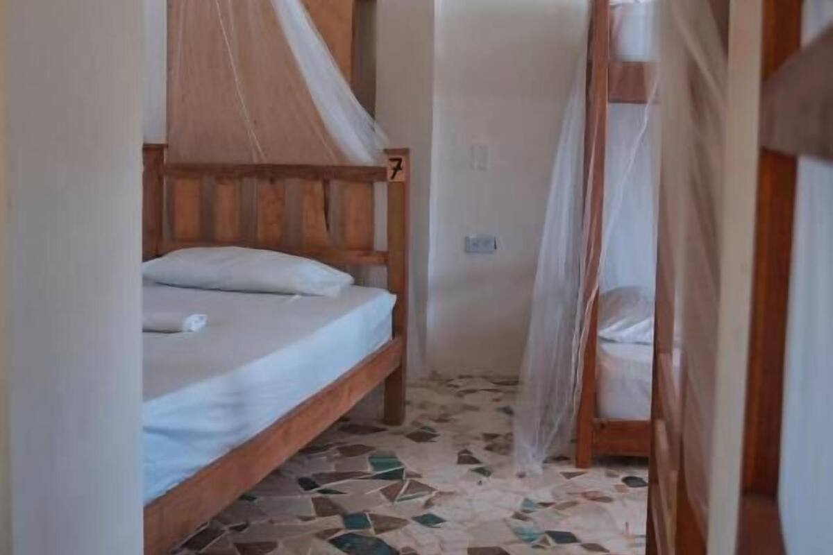 Asrama Umum Comfort, pemandangan samudra