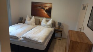 1 chambre, literie fournie